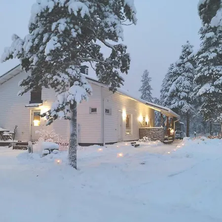 Villa Nordic Villa In Rovaniemi With A Private Sledding Hill, Sauna & Cozy Family Stay *