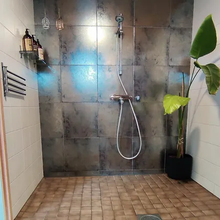 Nordic Villa In Rovaniemi With A Private Sledding Hill, Sauna & Cozy Family Stay *