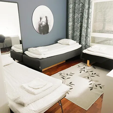 Nordic Villa In Rovaniemi With A Private Sledding Hill, Sauna & Cozy Family Stay Villa Rovaniemi