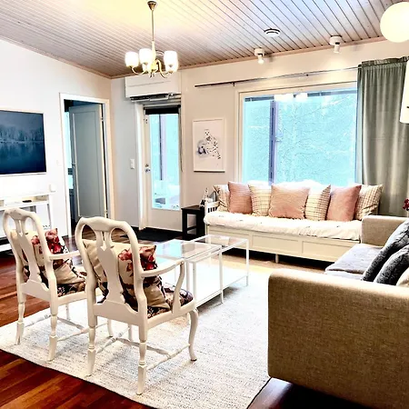 Villa Nordic Villa In Rovaniemi With A Private Sledding Hill, Sauna & Cozy Family Stay *