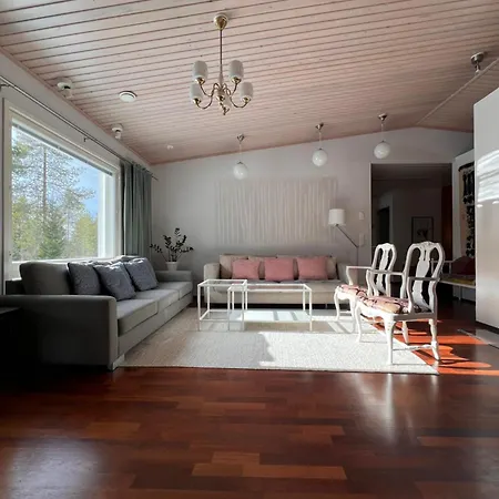 Nordic With Private Sledding Hill And Fire Pit Villa *