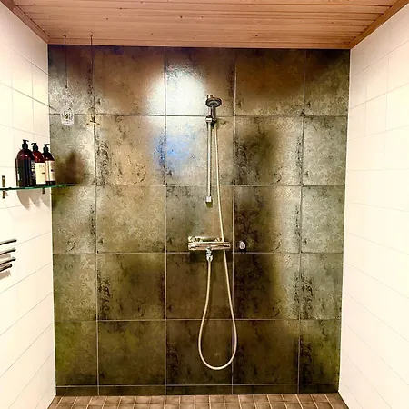 Nordic In With A Private Sledding Hill, Sauna & Cozy Family Villa *