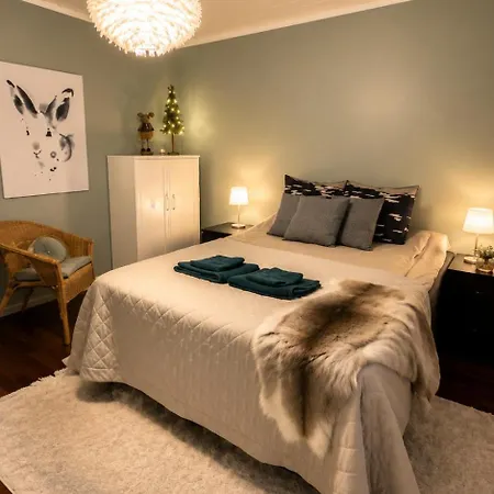 Villa Nordic In With A Private Sledding Hill, Sauna & Cozy Family